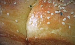 面包和牛奶都会有的 面包和牛奶都会有的